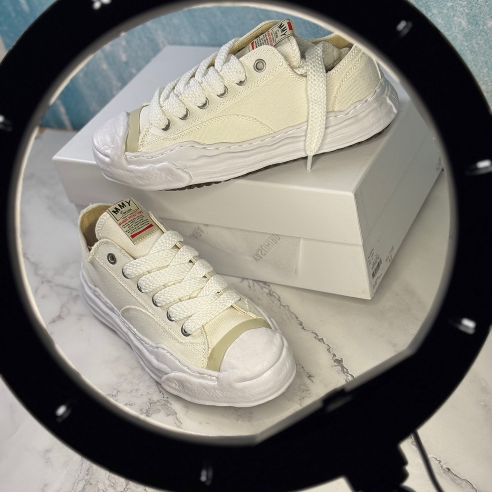 MMY Cream Textured Sneakers